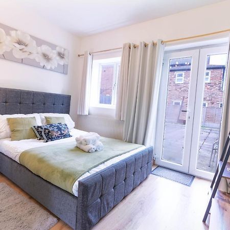 090 Beautiful 1 Bedroom Flat Near Luton Town And Station Екстериор снимка